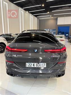 بی ئێم دەبڵیو X6